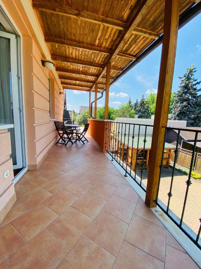 Gabi Lux Apartman Leilighet Hajdúszoboszló Eksteriør bilde